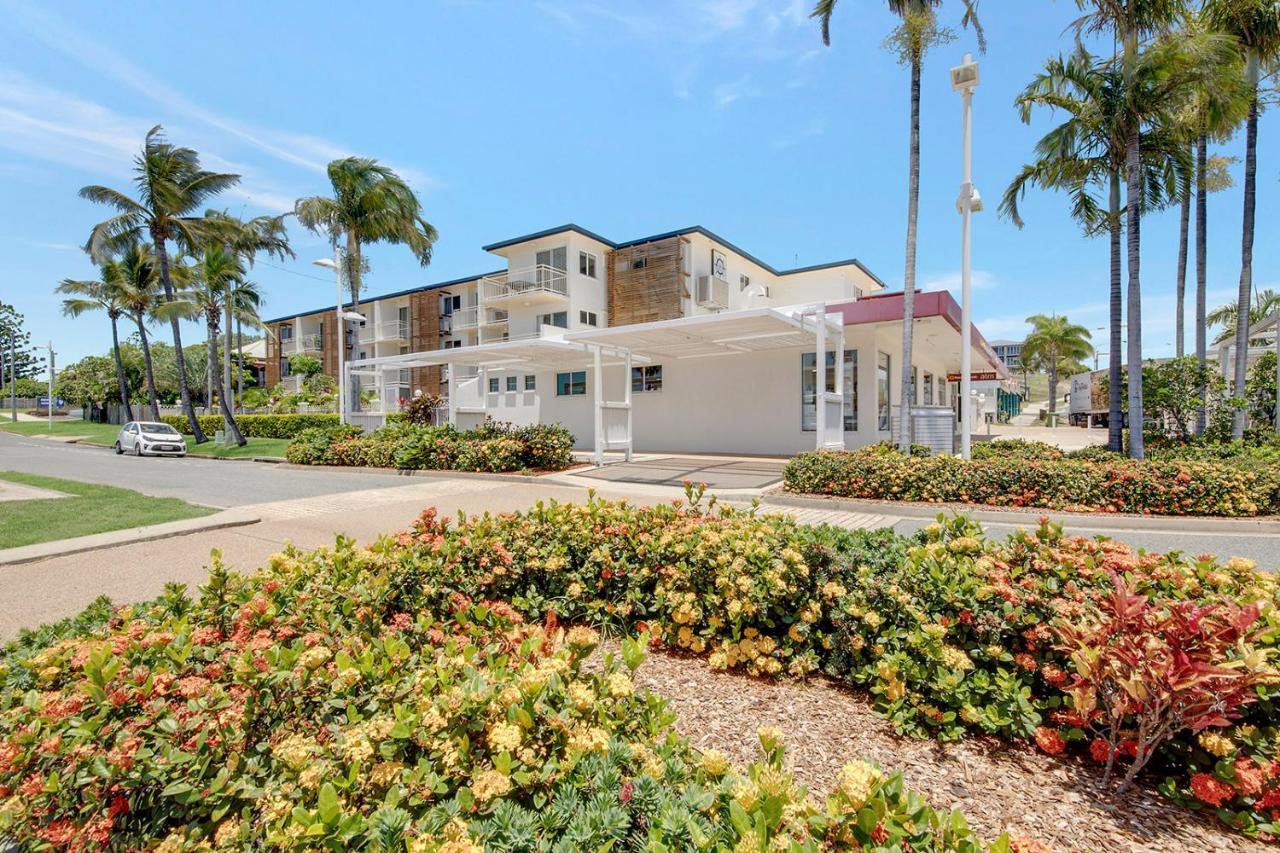 Endeavour Inn Emu Park Exterior photo