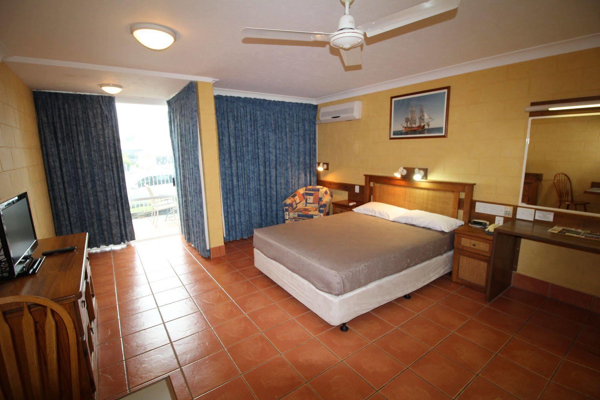 Endeavour Inn Emu Park Exterior photo