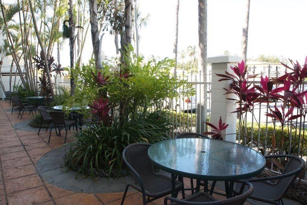 Endeavour Inn Emu Park Exterior photo